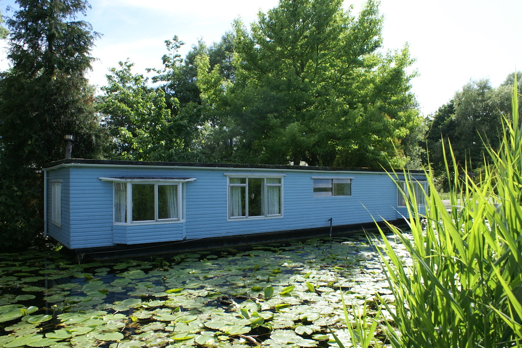 Property for Sale, Chichester Houseboat The Bees Baileys Estate Agent
